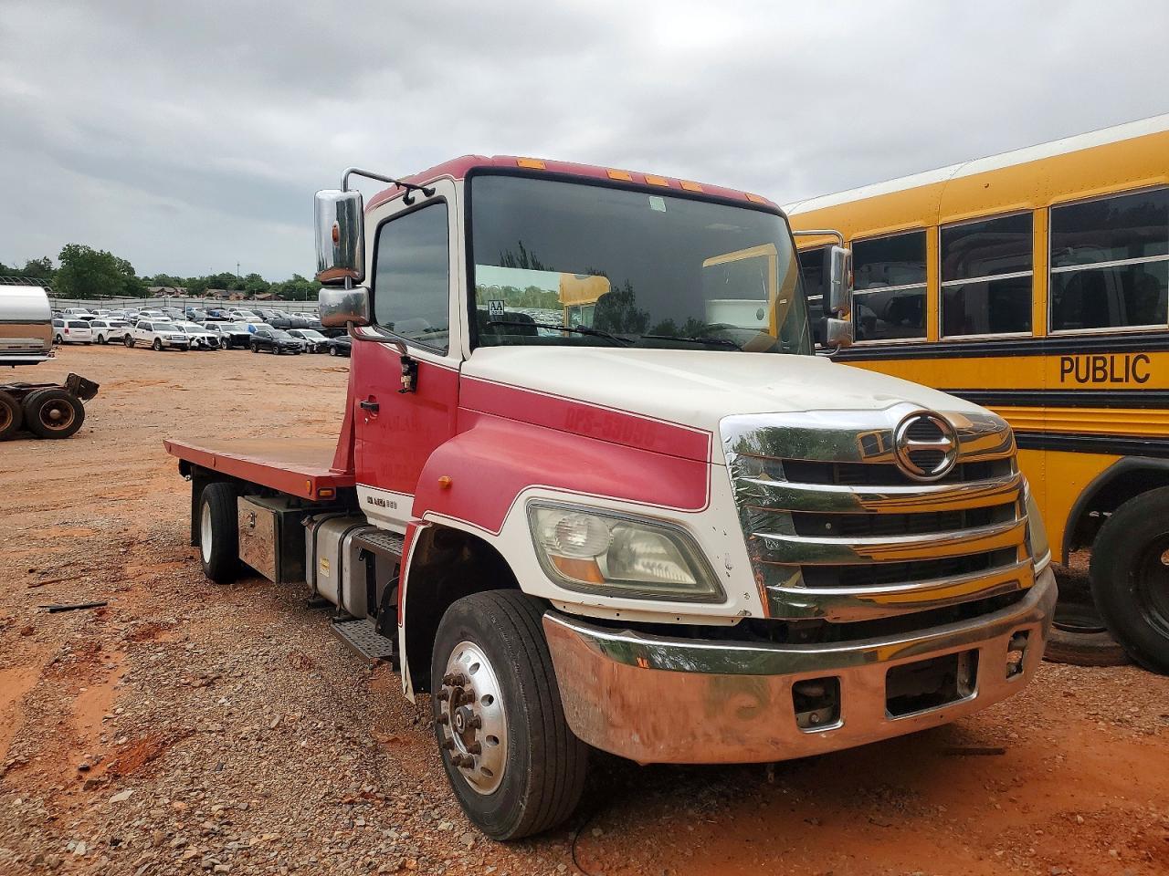2011 HINO 258/268