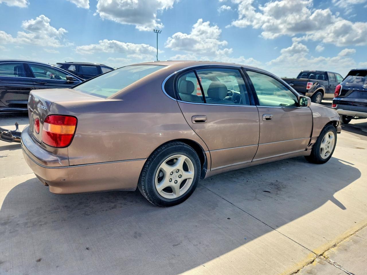1999 LEXUS GS 300