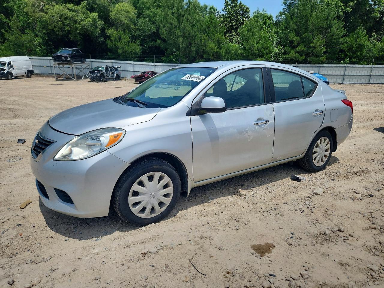 2013 NISSAN VERSA
