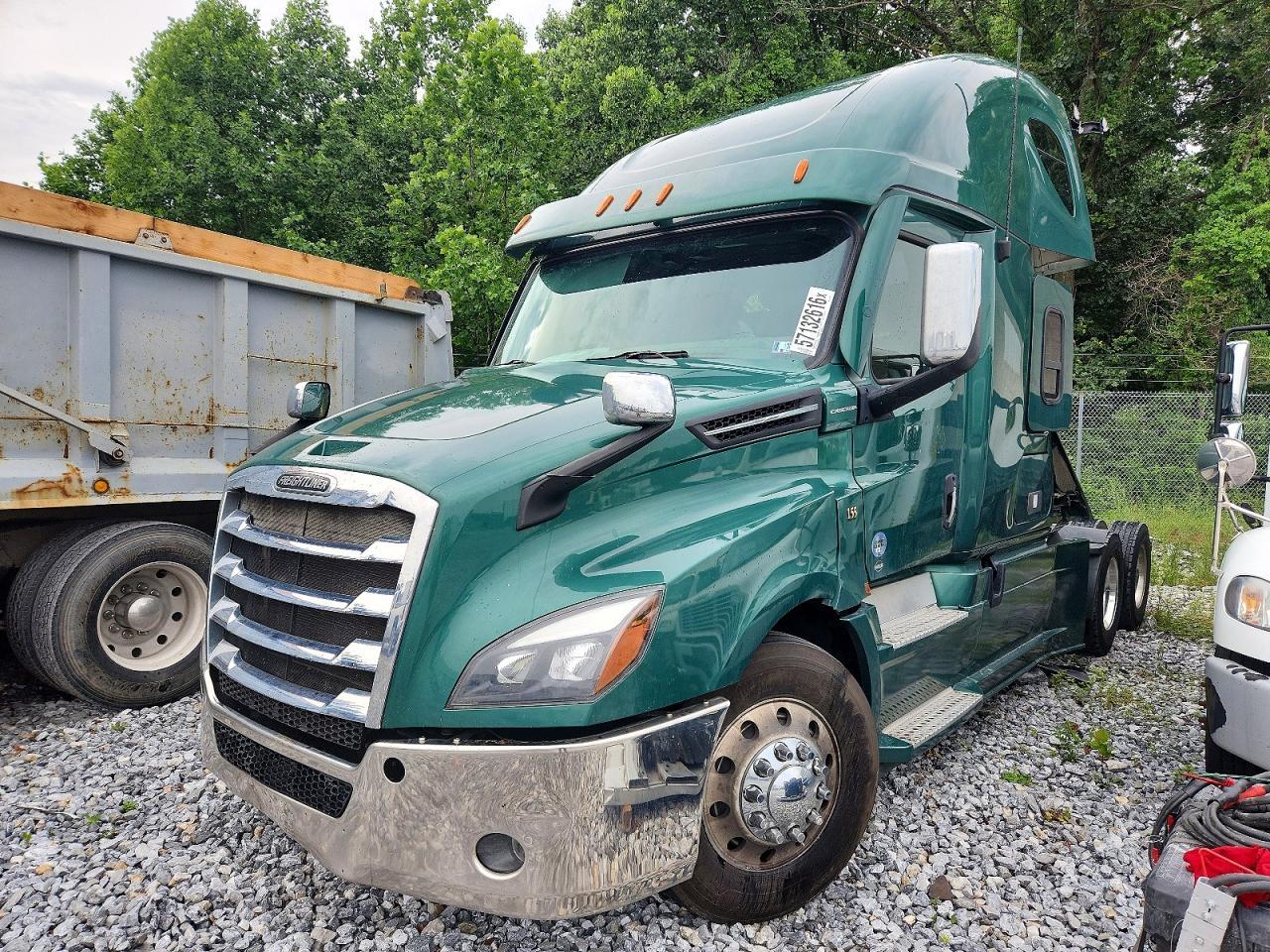 2023 FREIGHTLINER CASCADIA 126