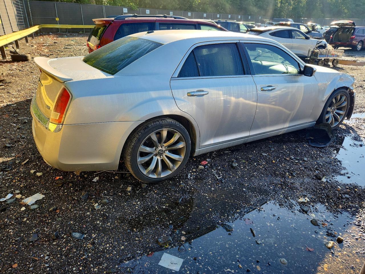 2012 CHRYSLER 300