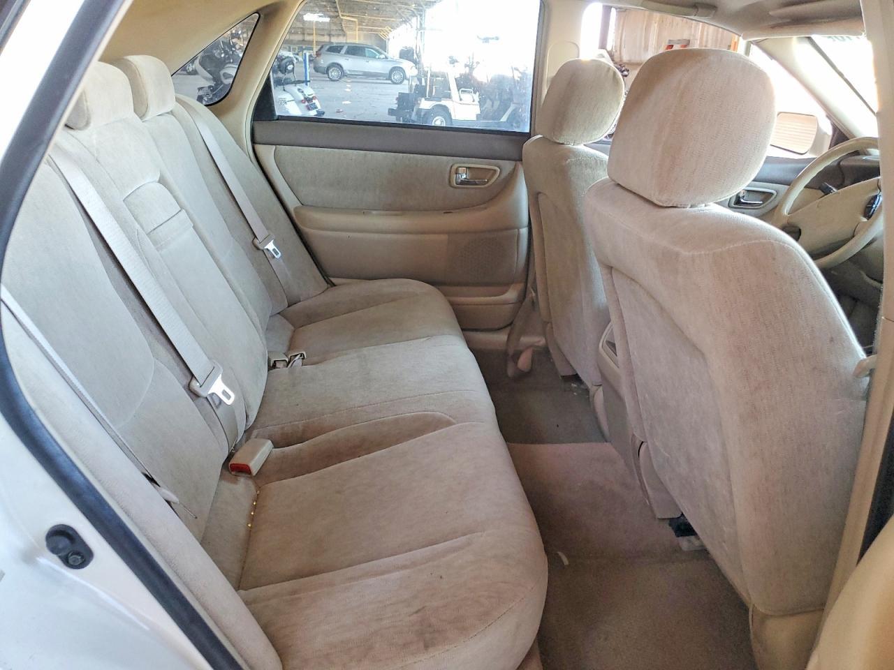 2001 TOYOTA Avalon