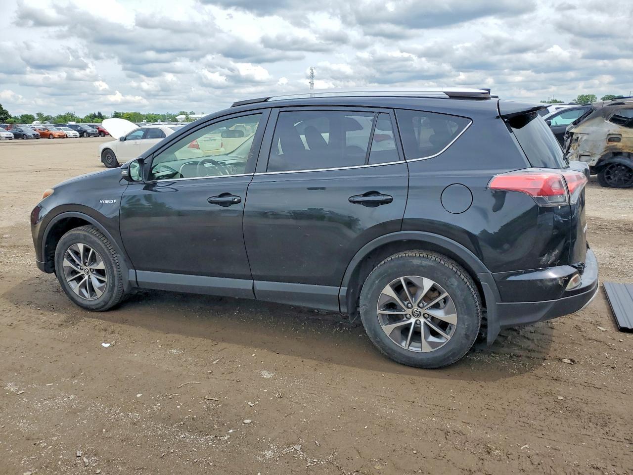 2016 TOYOTA RAV4