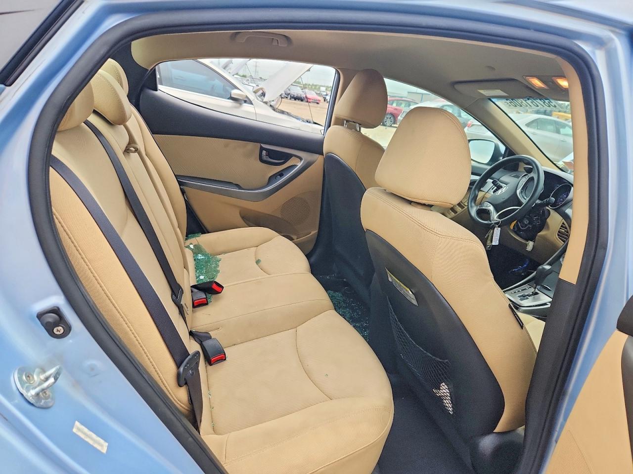 2013 HYUNDAI ELANTRA