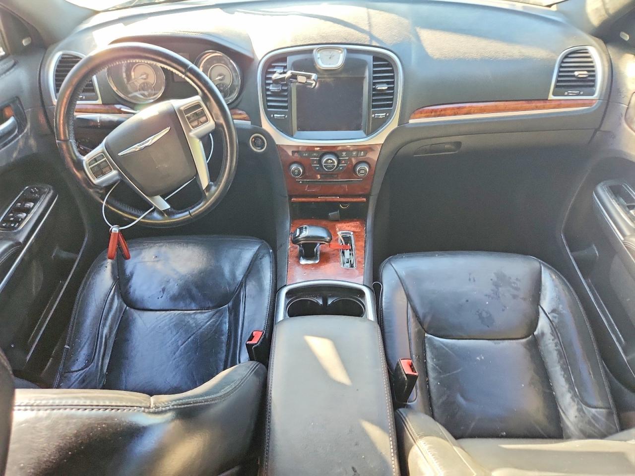 2012 CHRYSLER 300