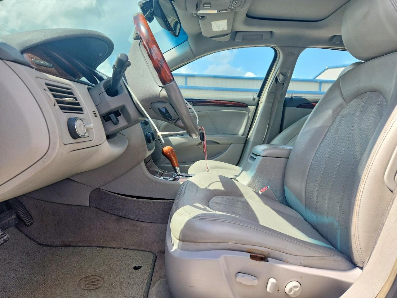 2009 BUICK Lucerne