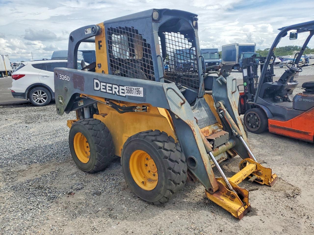 2010 JOHN DEERE 326d