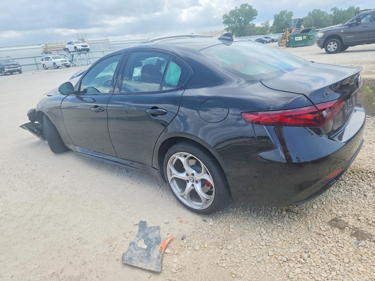 2021 ALFA ROMEO Giulia