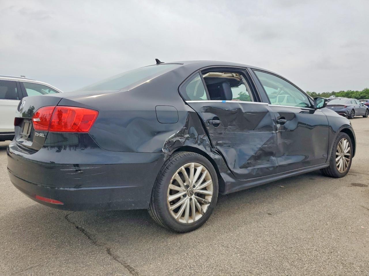 2012 VOLKSWAGEN JETTA
