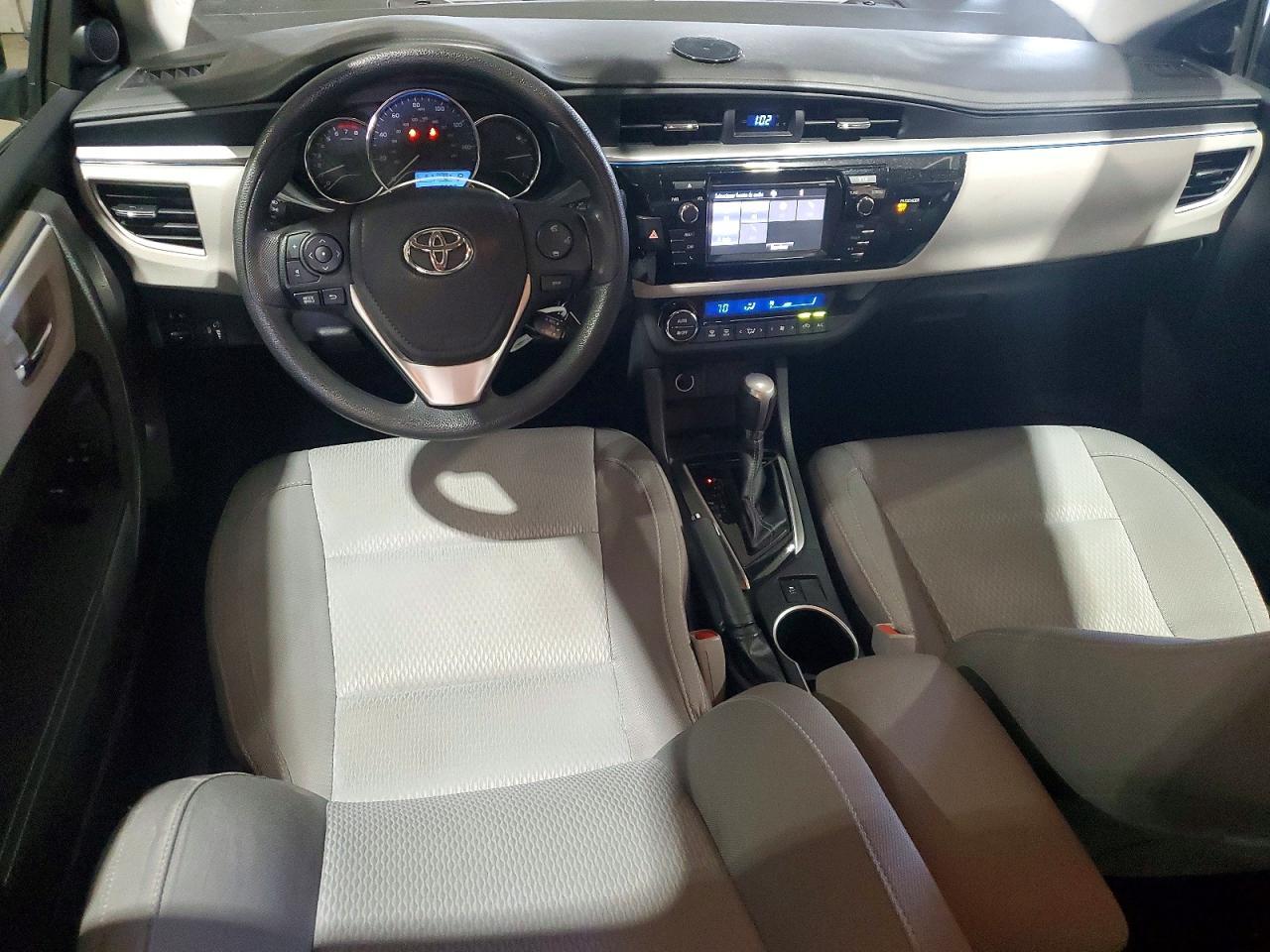 2016 TOYOTA COROLLA