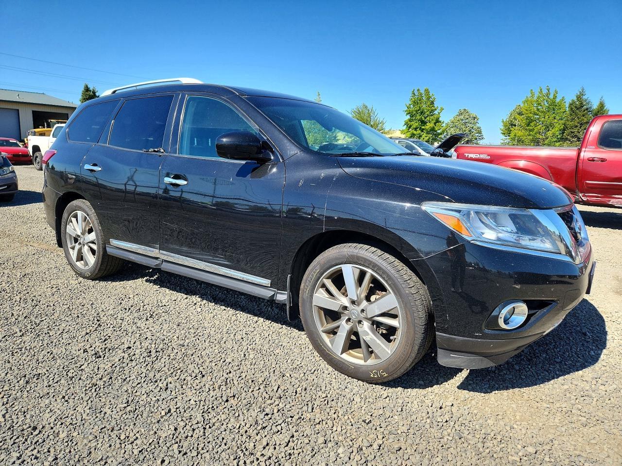 2015 NISSAN PATHFINDER