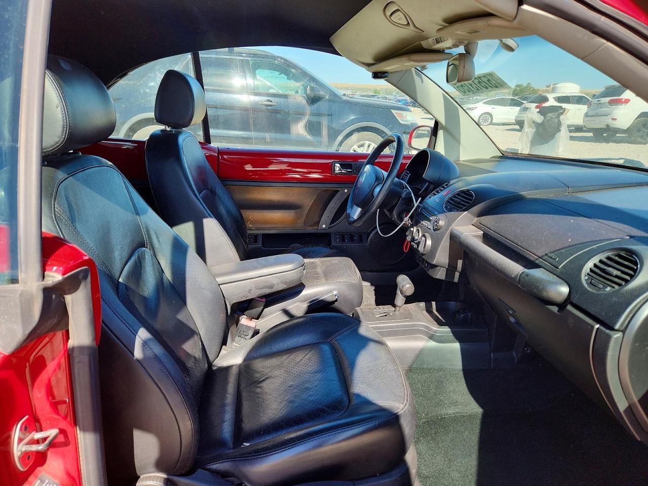 2006 VOLKSWAGEN Beetle