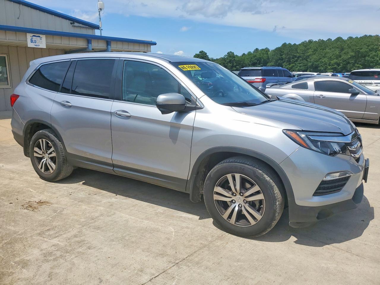 2017 HONDA PILOT