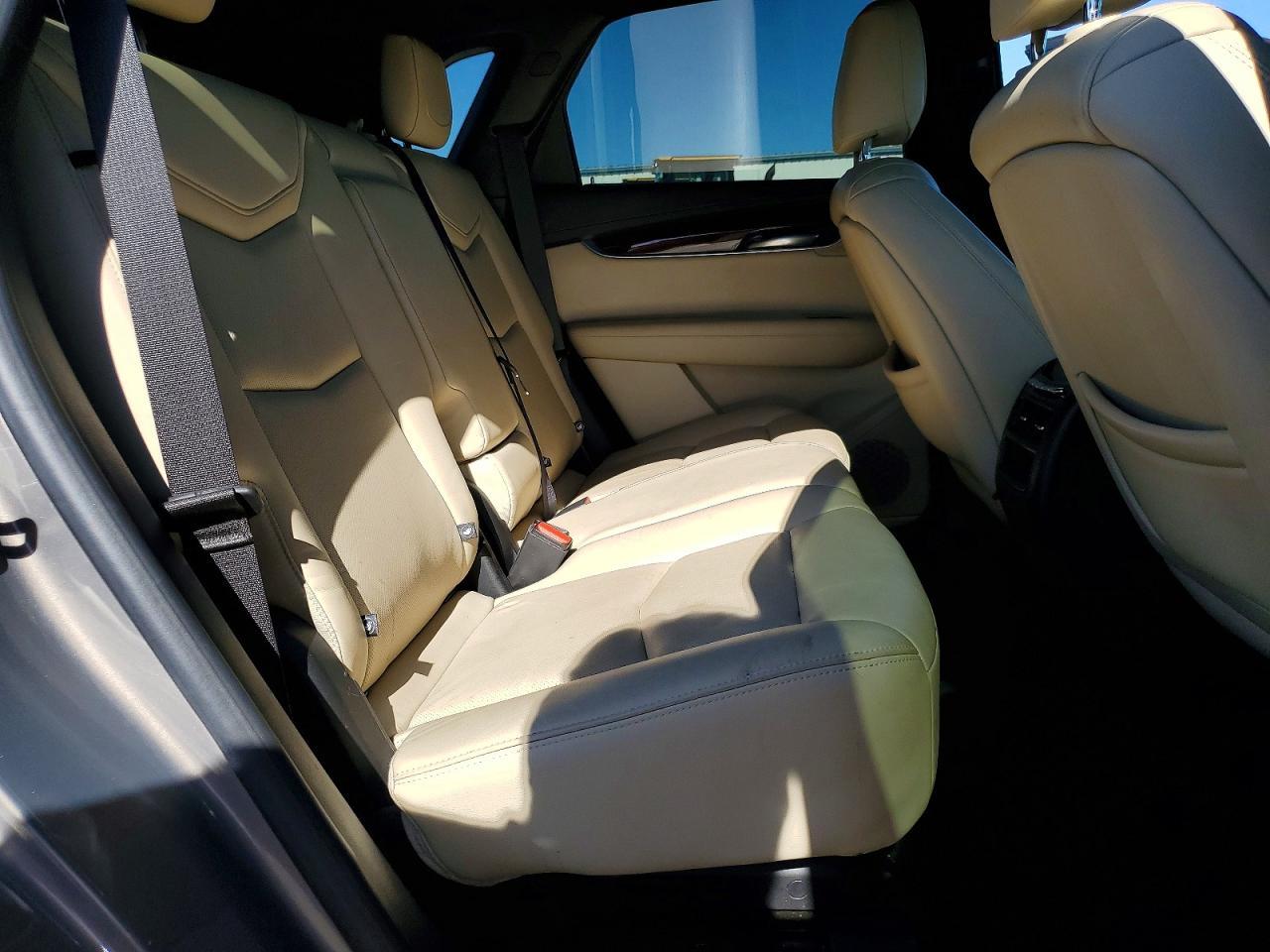 2018 CADILLAC XT5