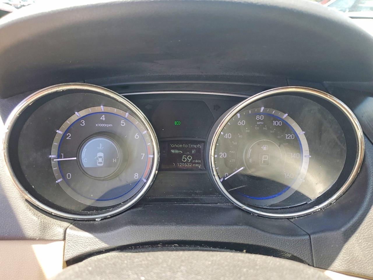 2011 HYUNDAI SONATA