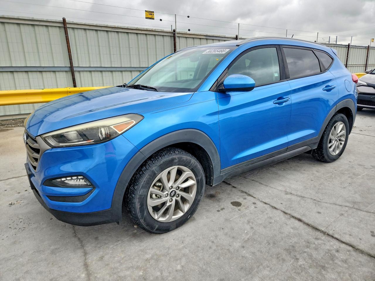 2016 HYUNDAI TUCSON
