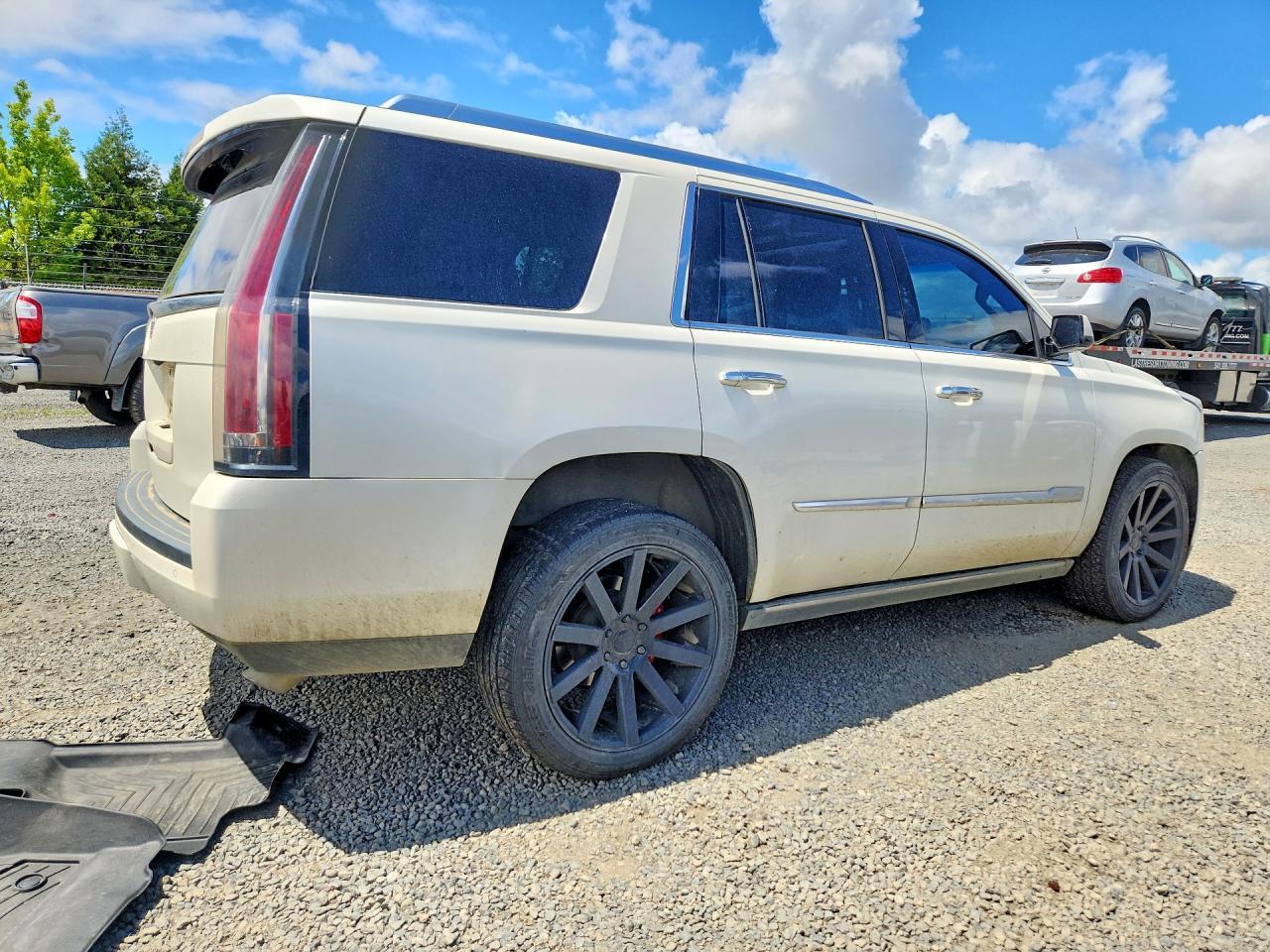 2015 CADILLAC ESCALADE