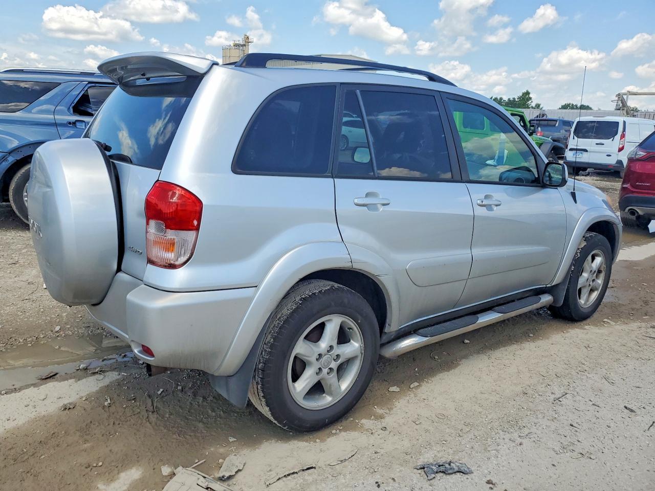 2002 TOYOTA RAV4