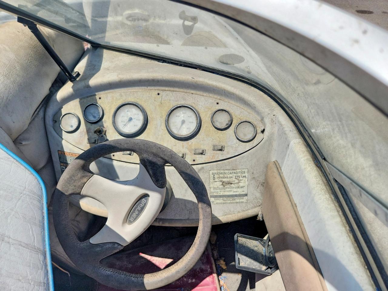 1999 BAYLINER boat
