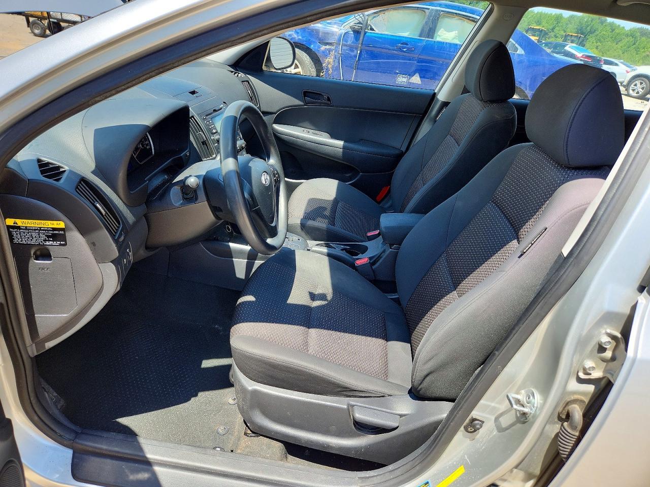 2012 HYUNDAI ELANTRA