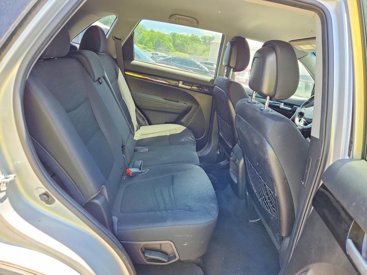 2015 KIA SORENTO