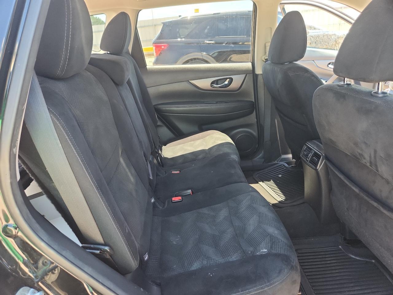 2016 NISSAN ROGUE