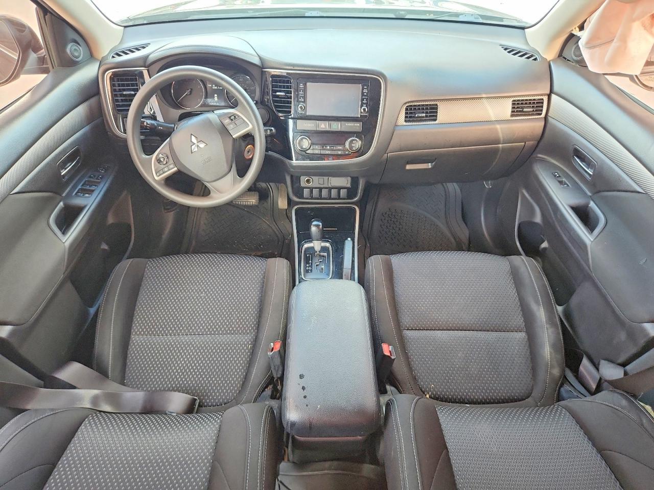 2018 MITSUBISHI outlander