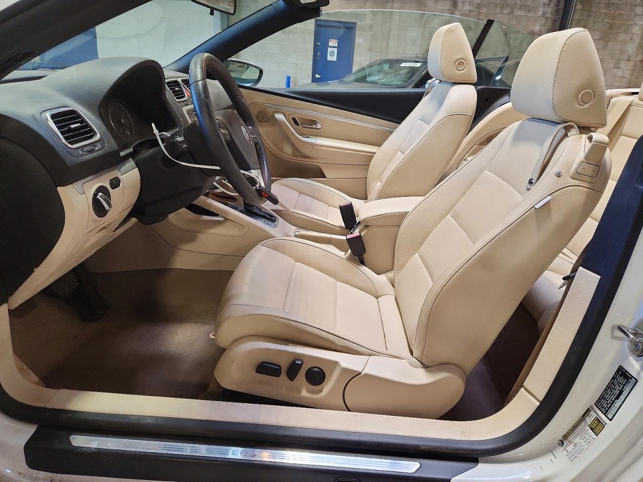 2014 VOLKSWAGEN EOS