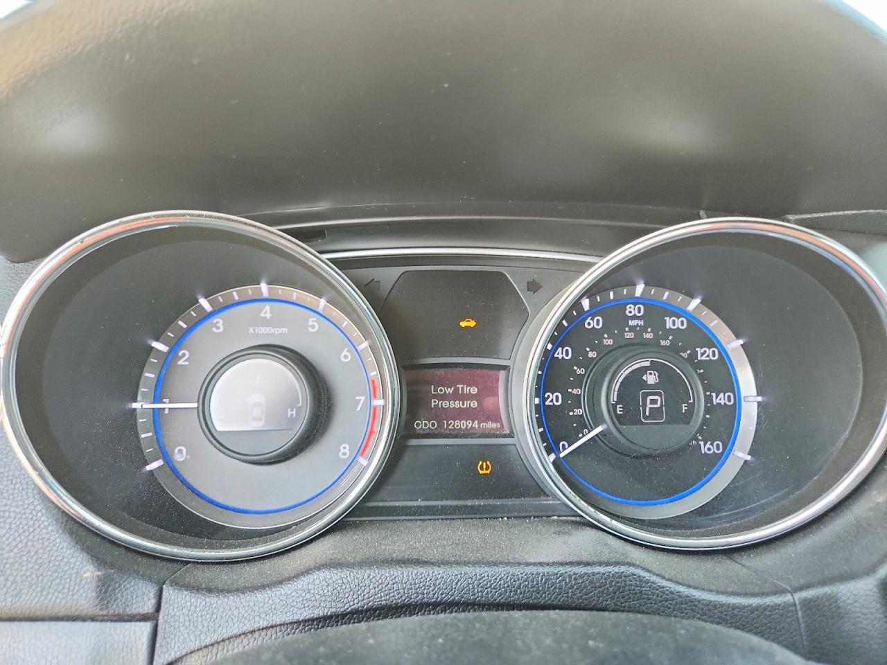 2014 HYUNDAI SONATA