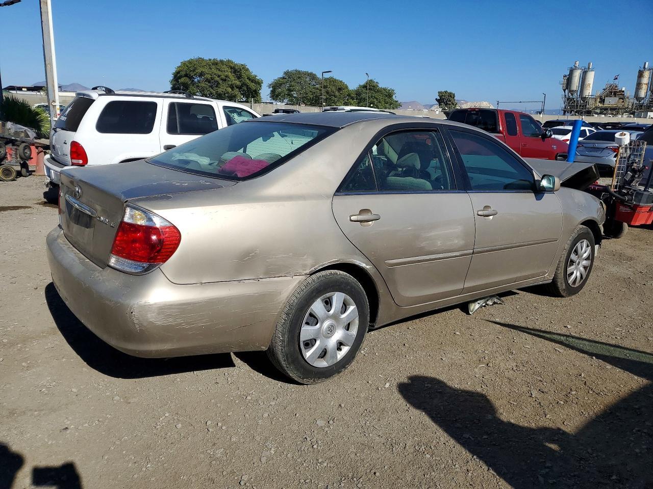 2005 TOYOTA CAMRY