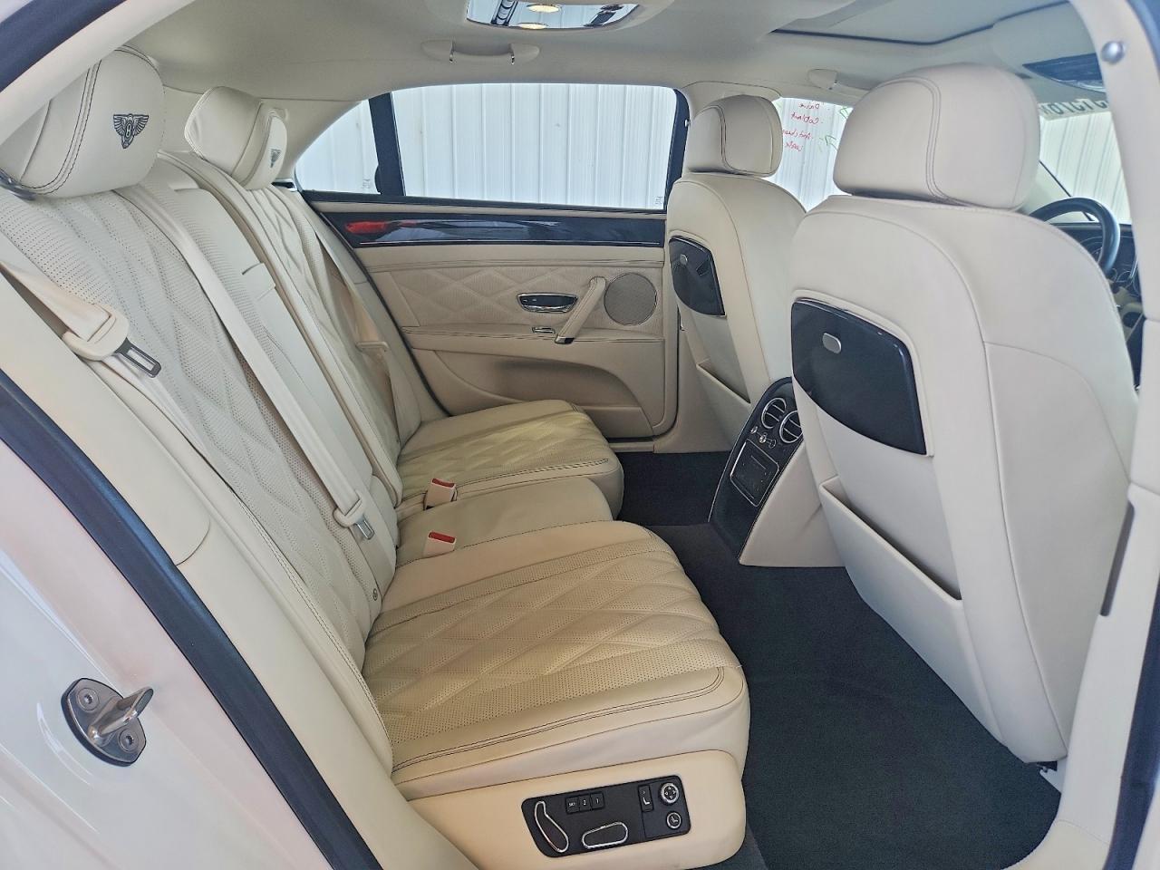 2016 BENTLEY Flying Spur