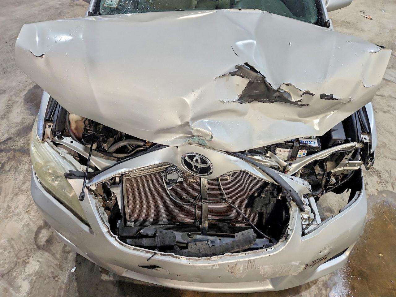 2011 TOYOTA CAMRY