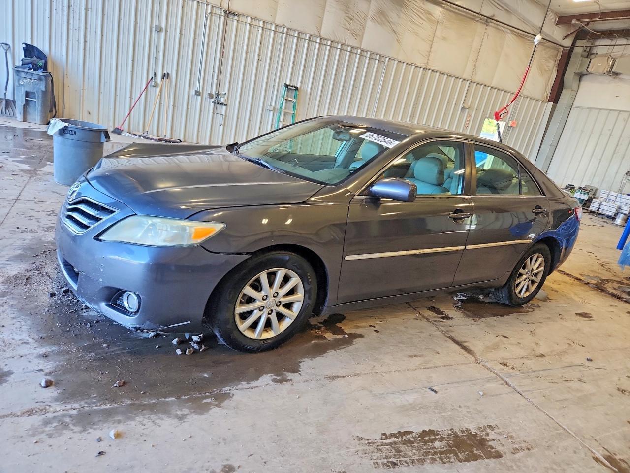 2010 TOYOTA CAMRY