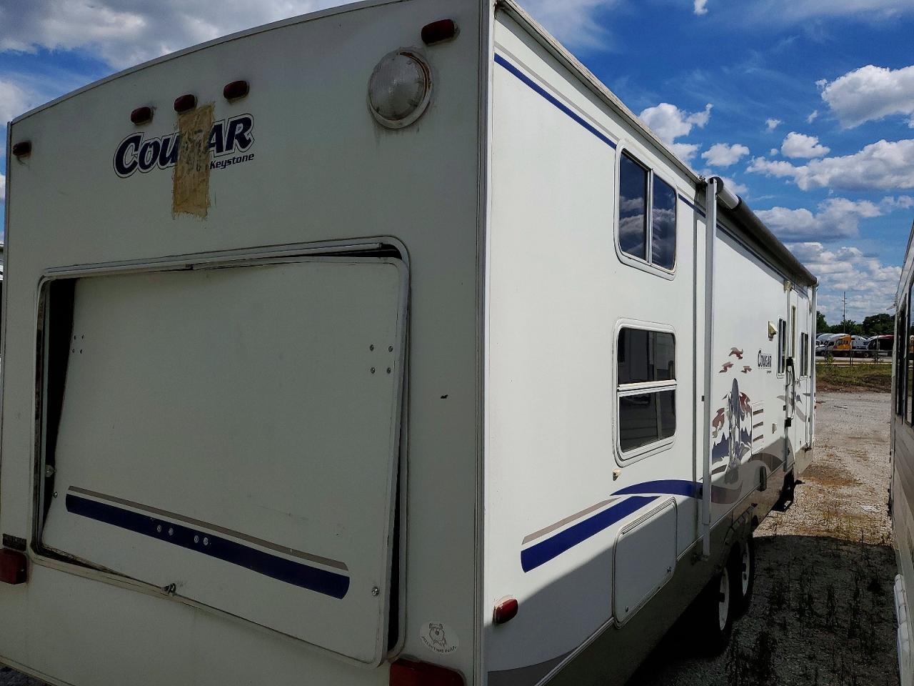 2005 KEYSTONE cougar
