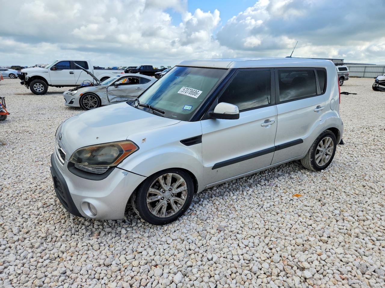 2013 KIA SOUL