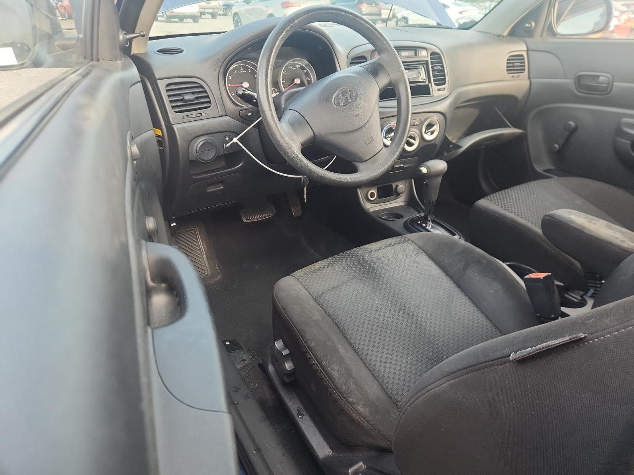 2010 HYUNDAI ACCENT