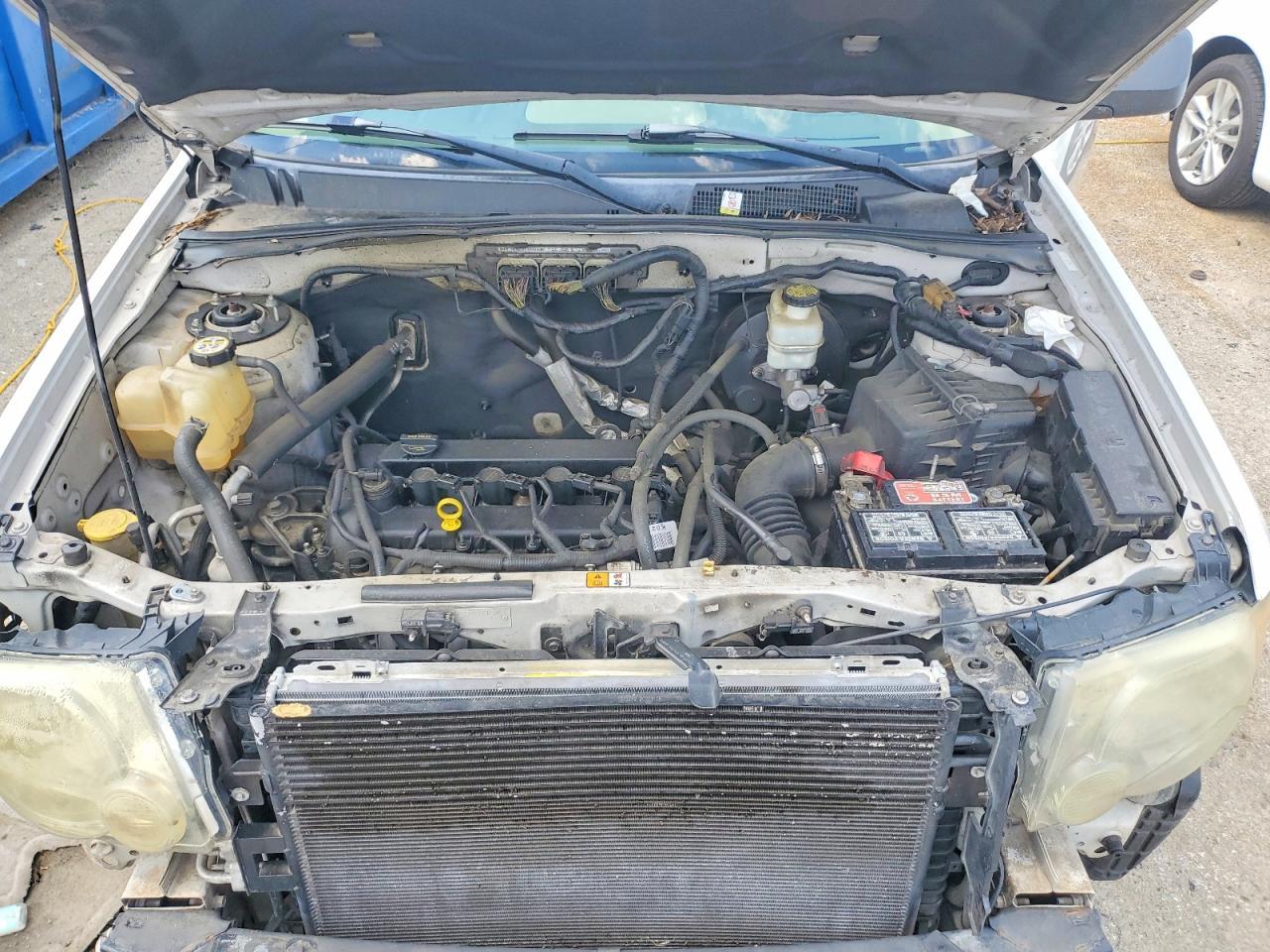 2009 FORD ESCAPE