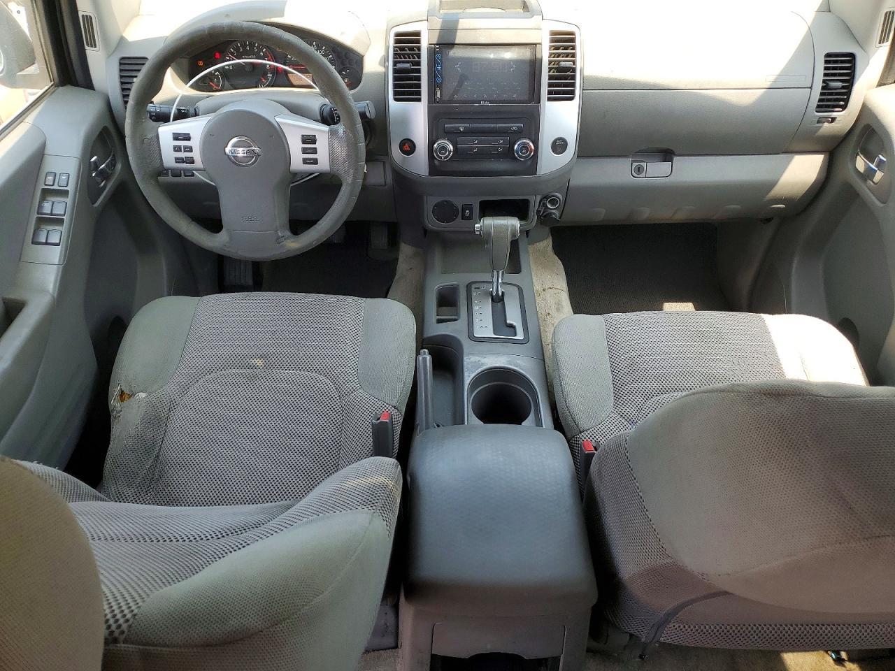 2015 NISSAN Frontier