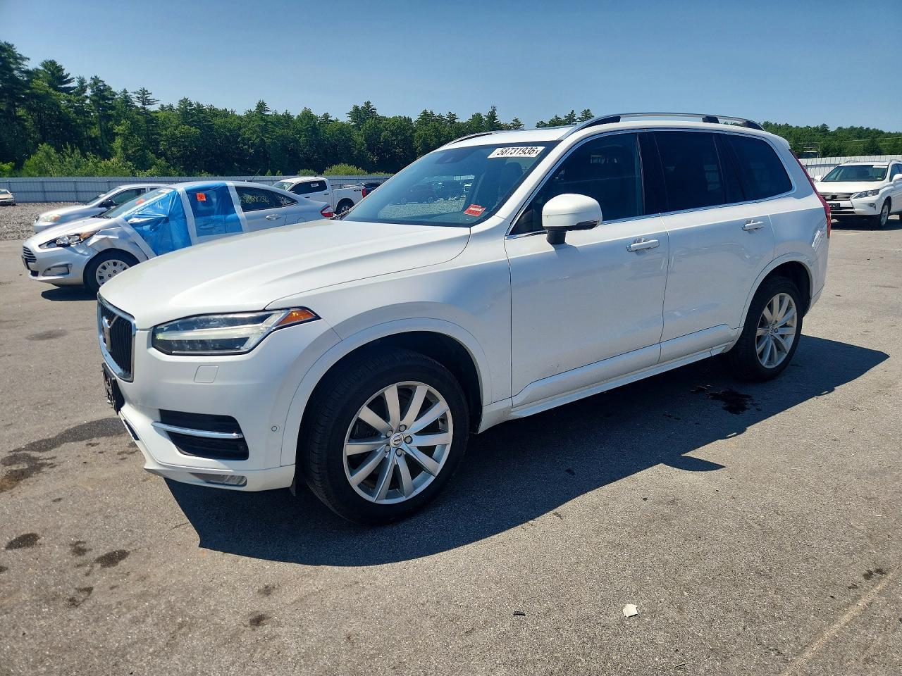 2016 VOLVO XC90