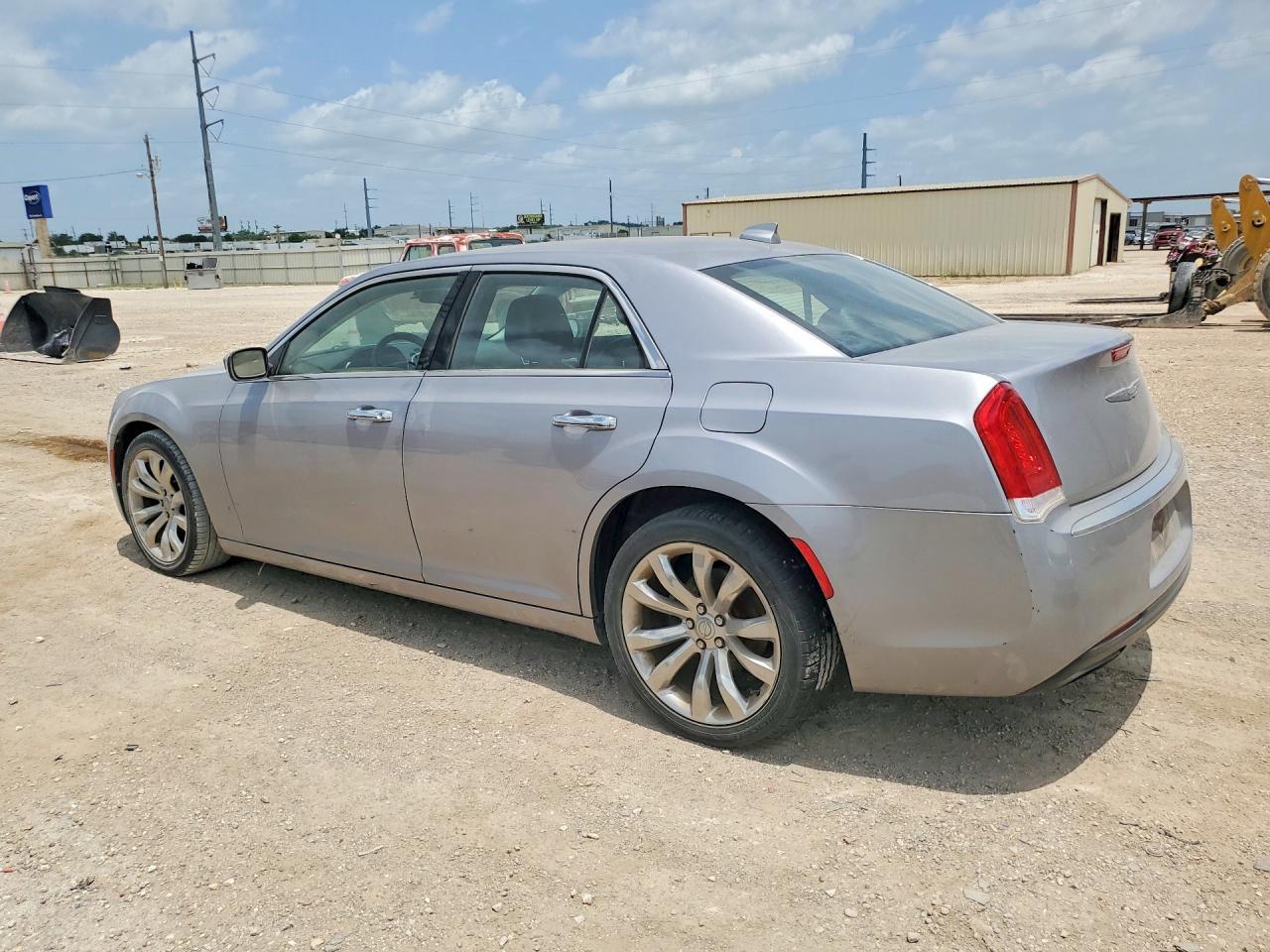 2018 CHRYSLER 300