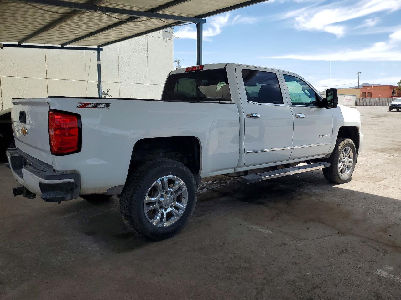 2015 CHEVROLET Silverado 2500