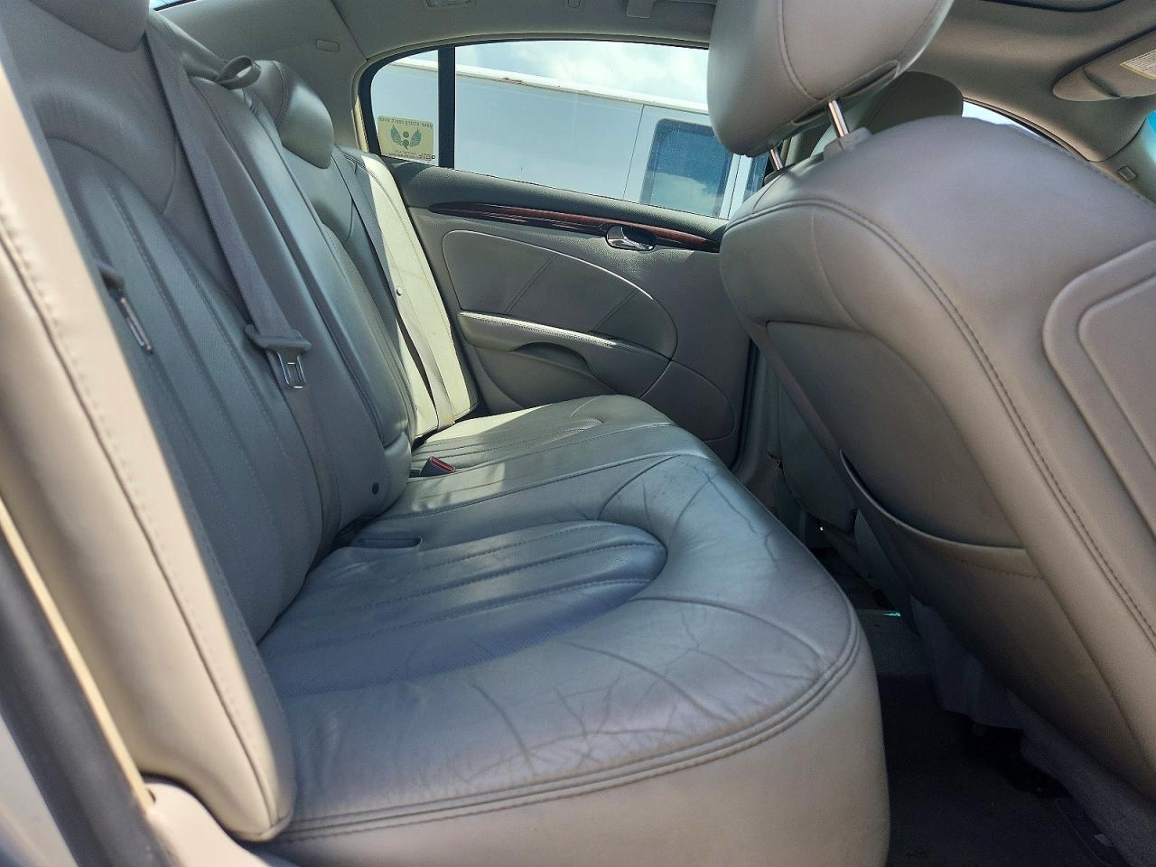 2009 BUICK Lucerne