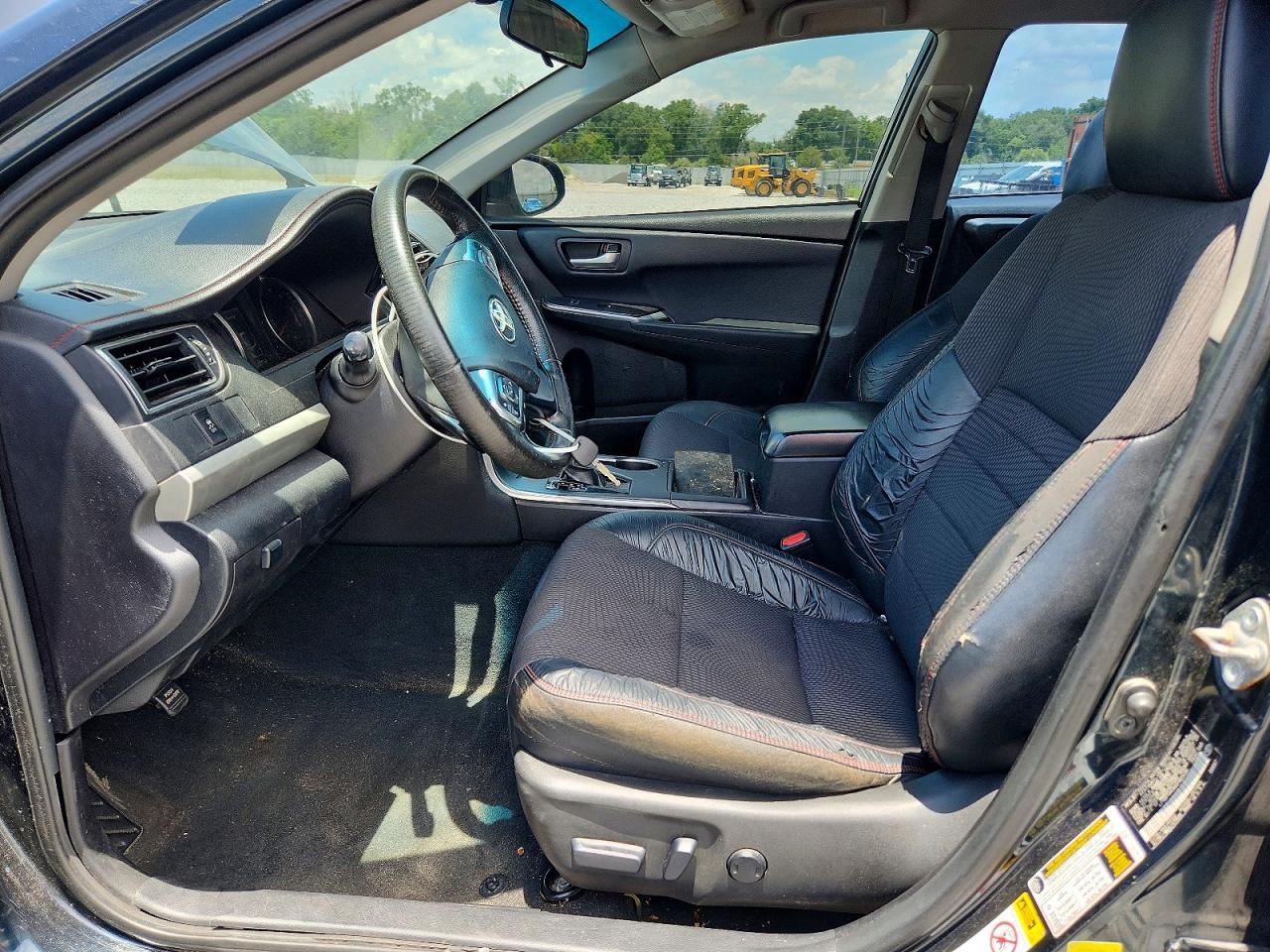 2016 TOYOTA CAMRY