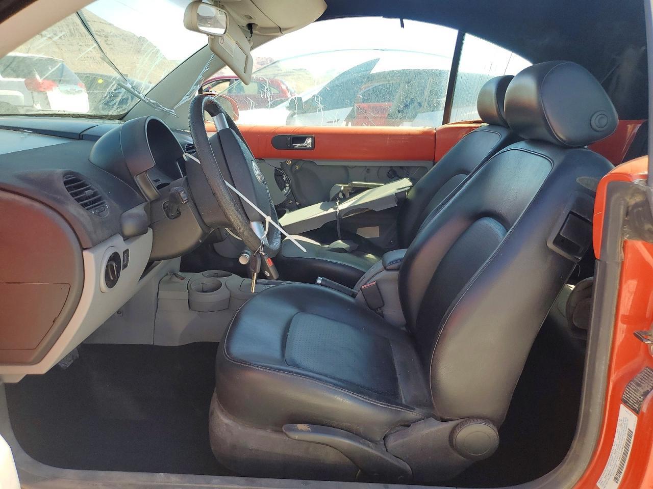 2003 VOLKSWAGEN Beetle