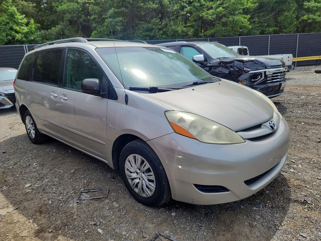 2008 TOYOTA SIENNA