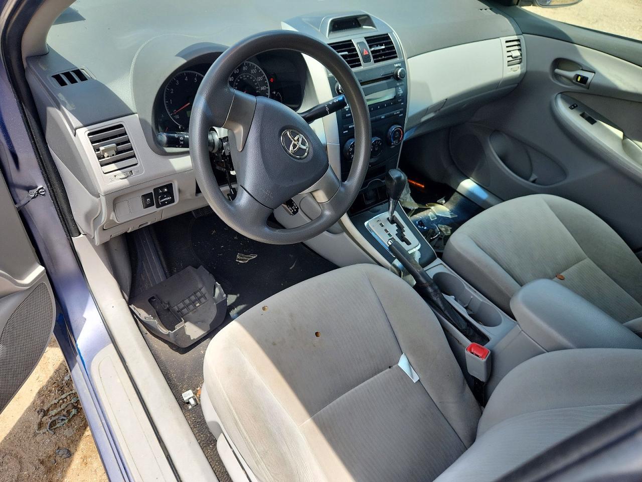 2010 TOYOTA COROLLA