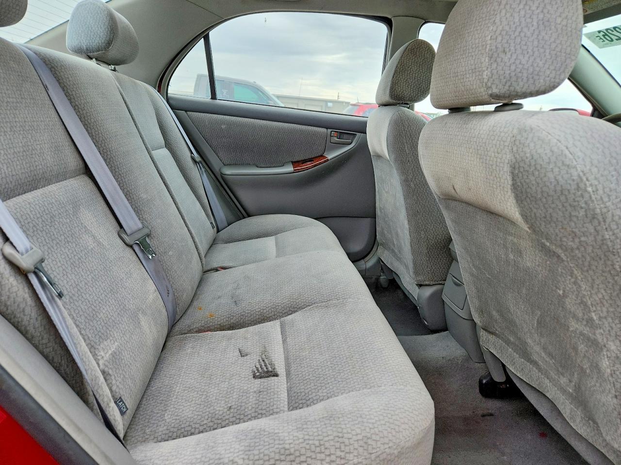 2004 TOYOTA COROLLA