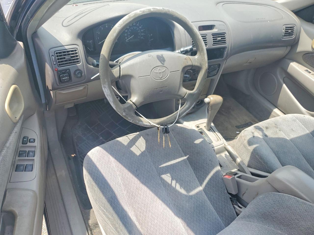 2001 TOYOTA COROLLA