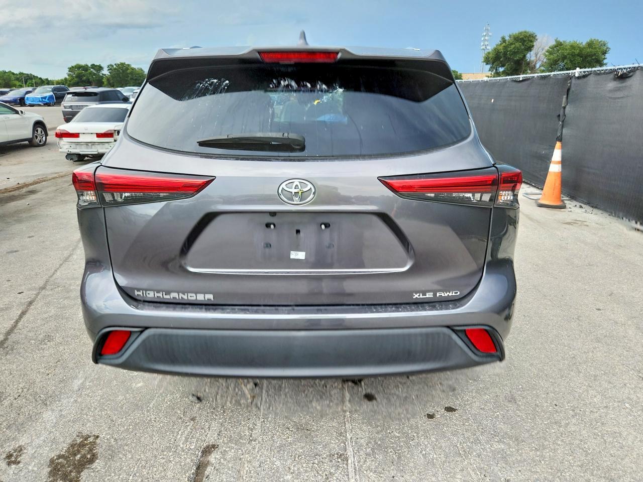 2021 TOYOTA HIGHLANDER