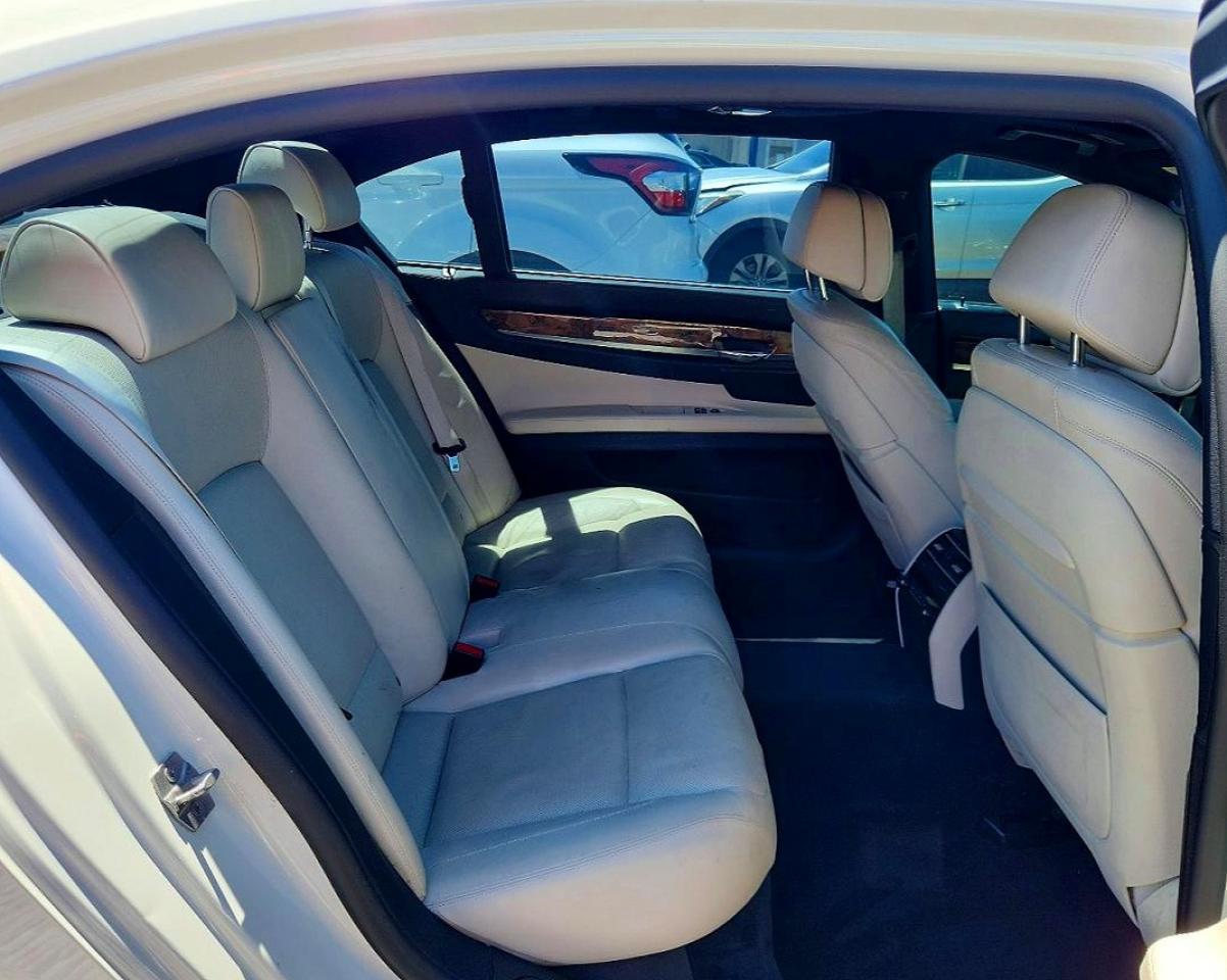 2013 BMW 7 series
